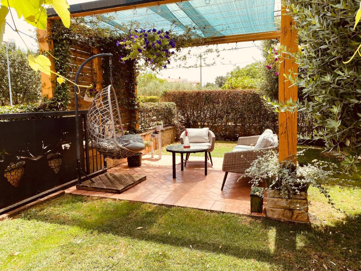 Apartment Villa Rossa ポレッチ エクステリア 写真