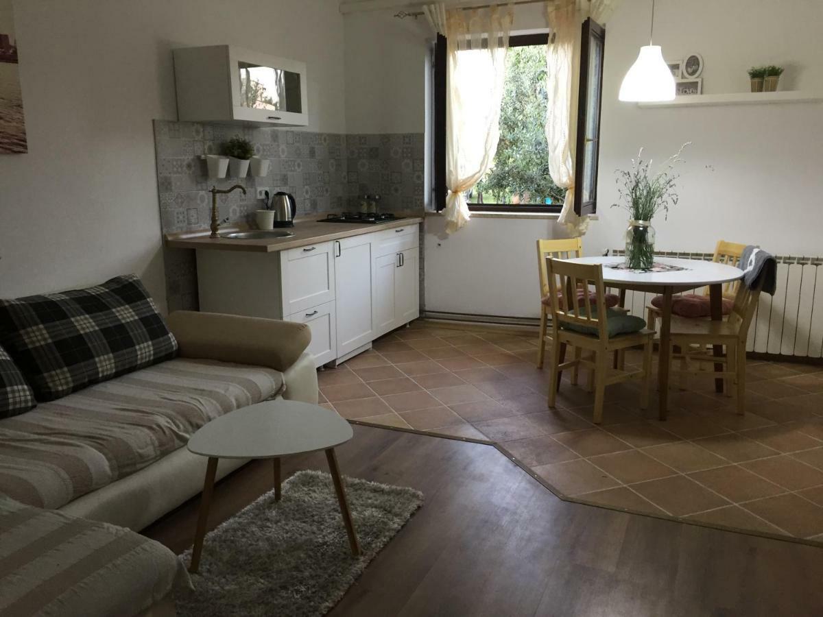 Apartment Villa Rossa ポレッチ エクステリア 写真